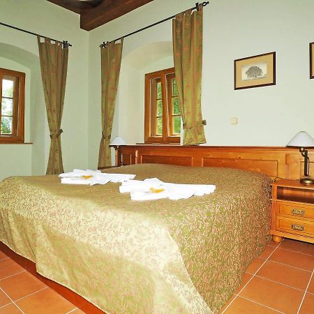 Hotel Kristin Hradek Ντέτσιν Εξωτερικό φωτογραφία